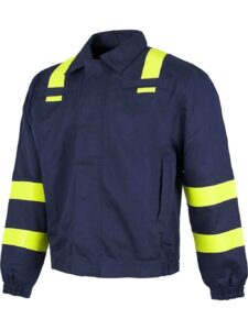 WorkTeam Cazadora ignífuga y Antiestática, con Cintas Reflectantes. EN11611, EN11612, EN1149. Hombre